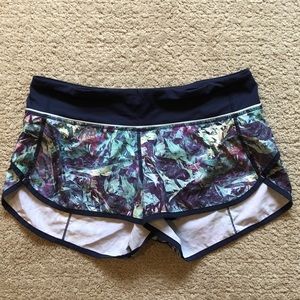 Sz. 4 lululemon run speedy short